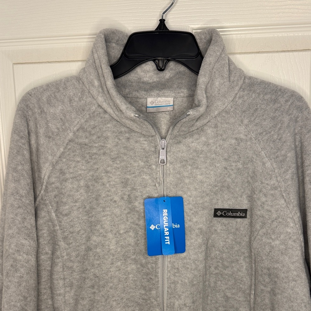 NWT Women’s Columbia Light Gray Fleece Jacket - Picture 3 of 10